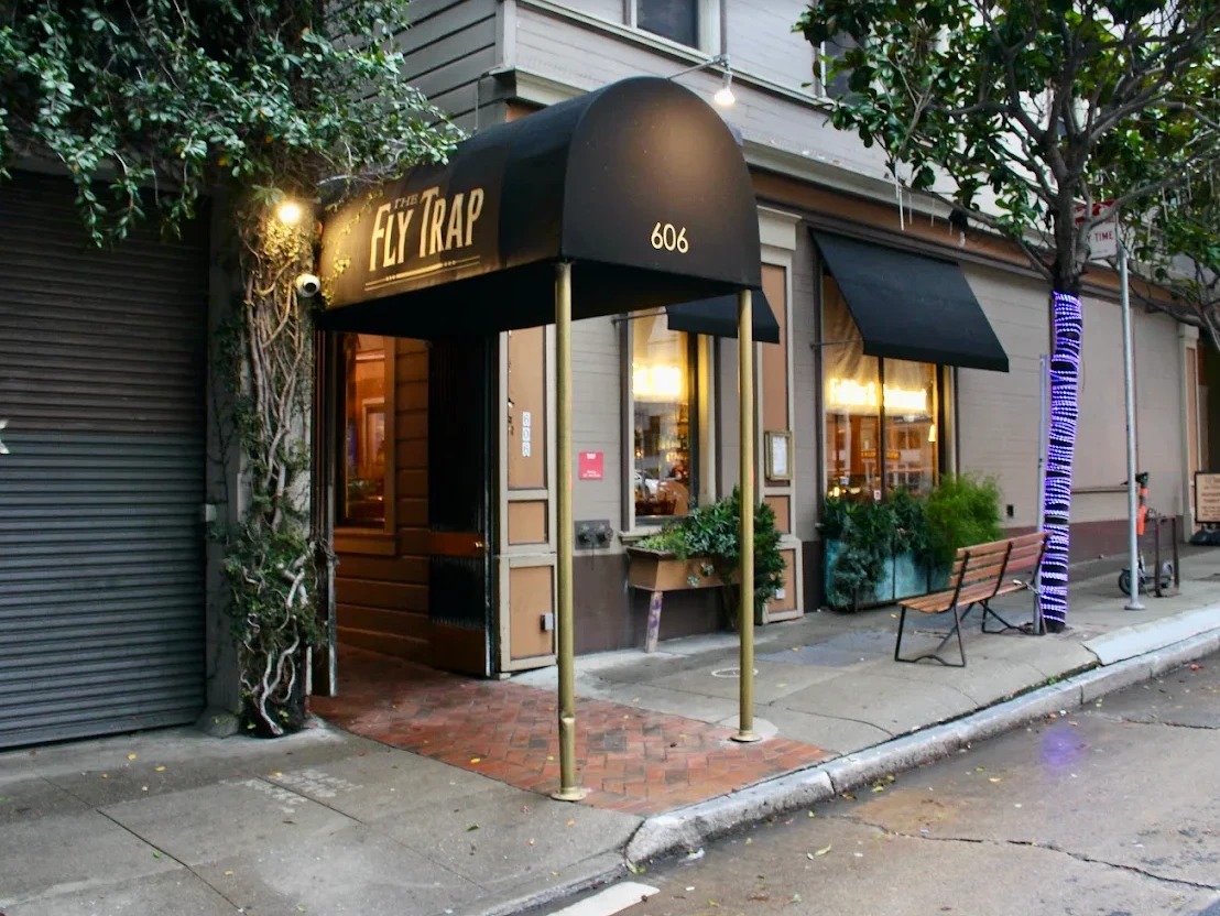 The entrance to The Flytrap restaurant at 606 Folsom St, San Francisco